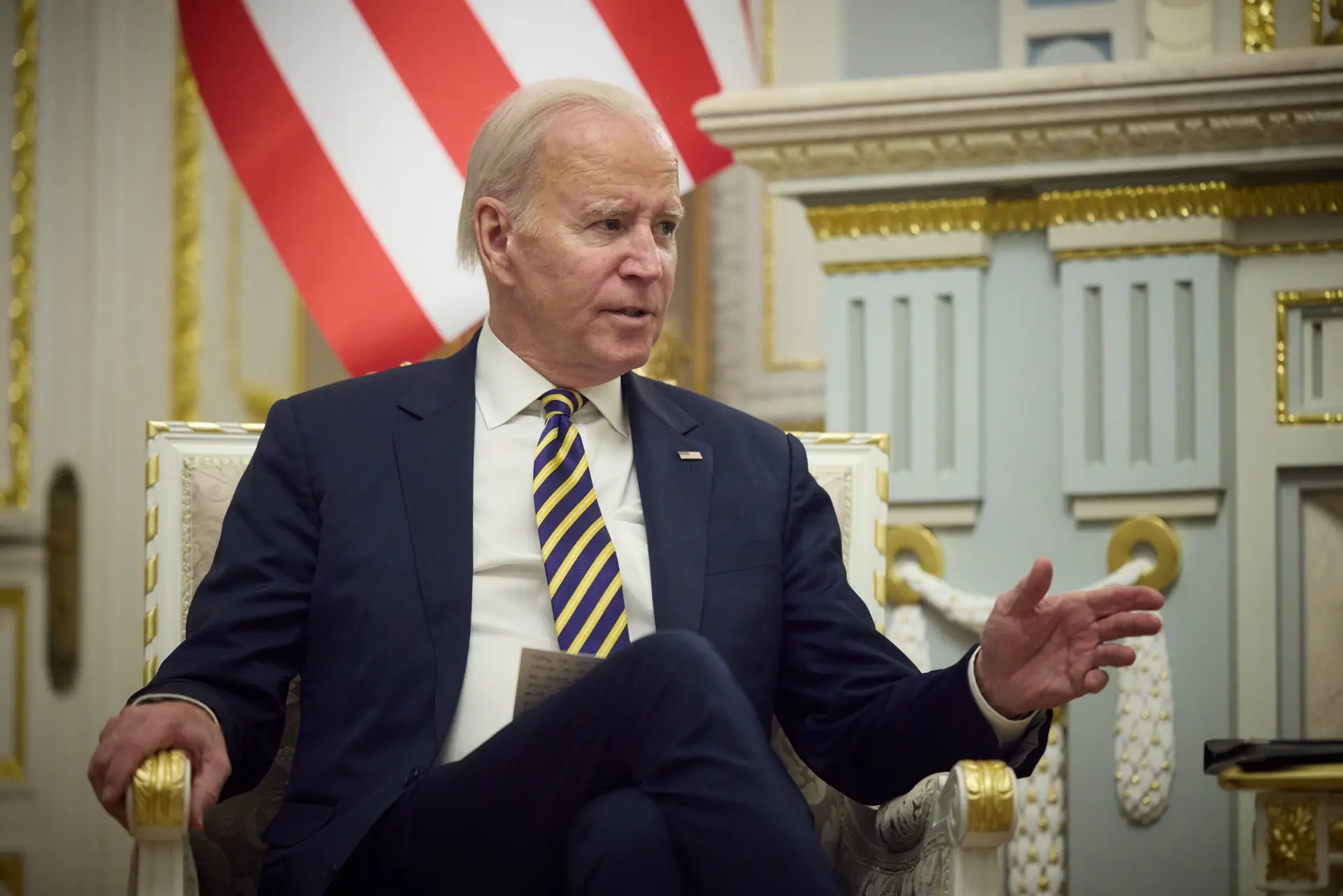 Biden admite concessões em acordo do teto da dívida. Evita "um incumprimento catastrófico"