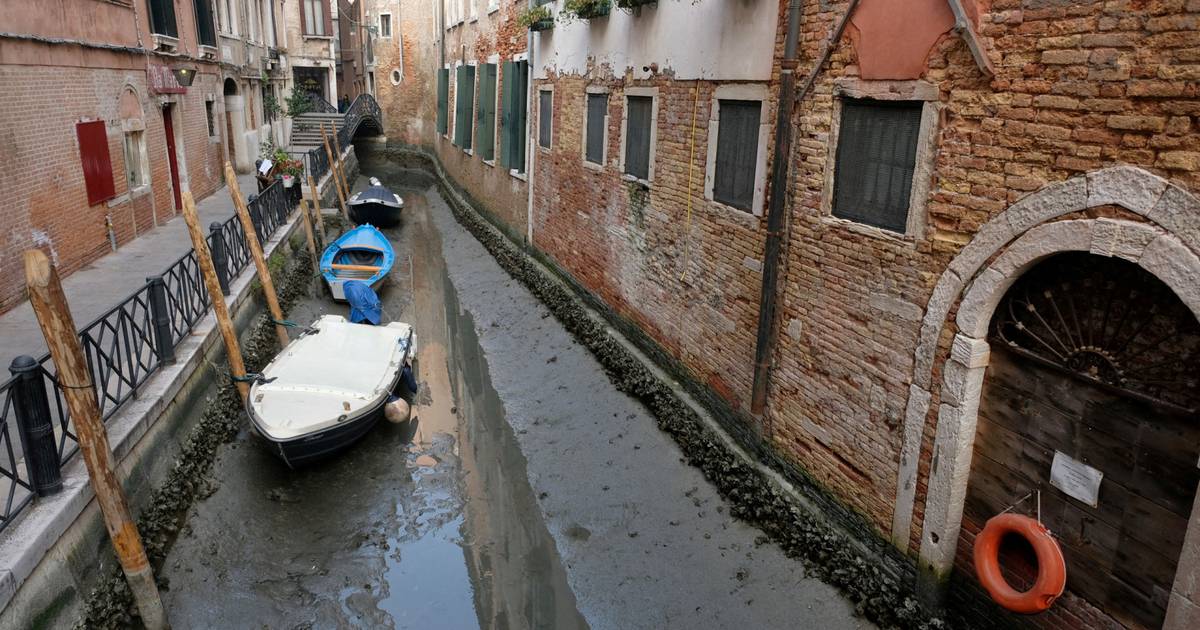 Itália enfrenta novo alerta de seca. Canais em Veneza secaram