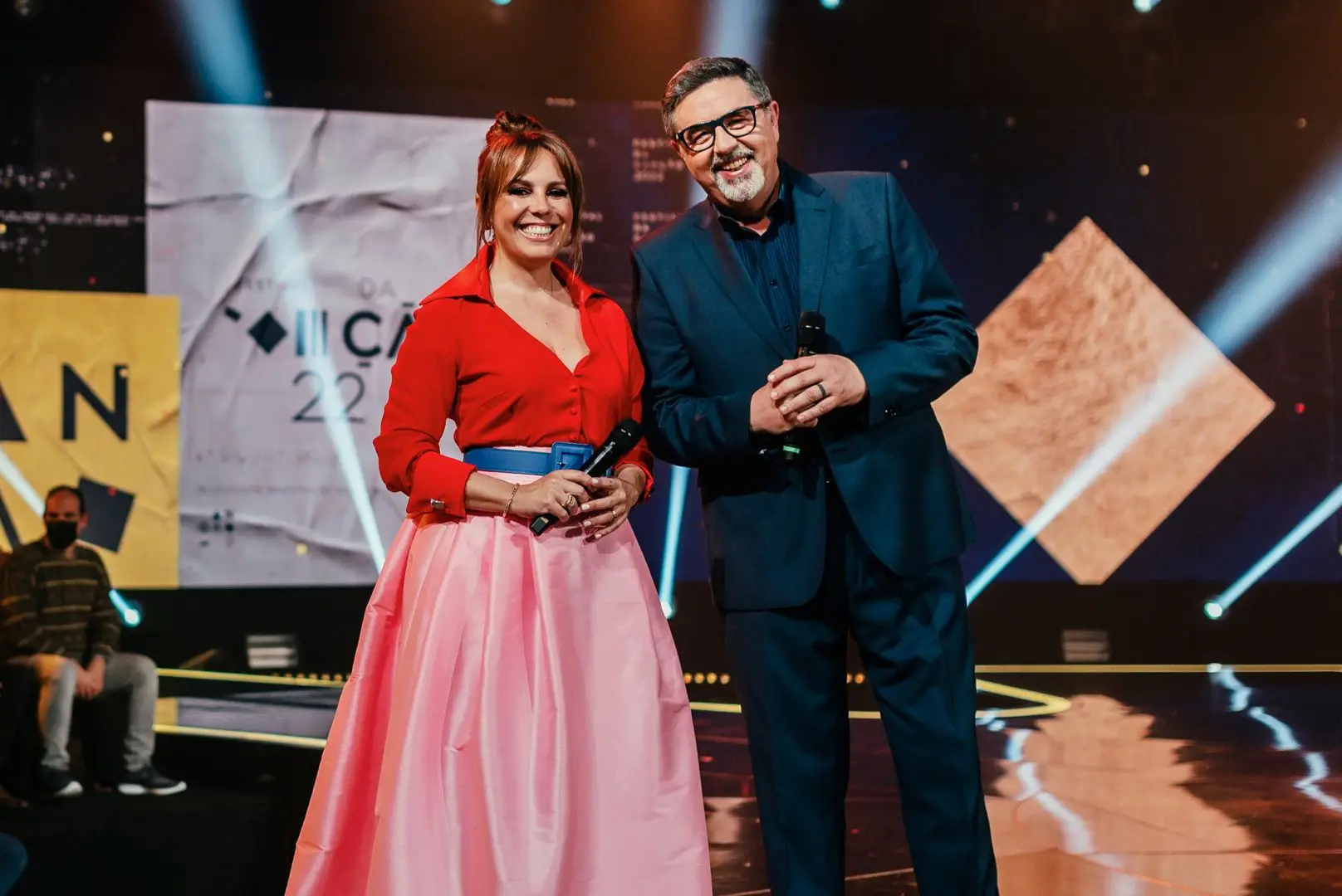 Tânia Ribas de Oliveira e José Carlos Malato, os apresentadores da primeira semifinal do Festival da Canção 2023
