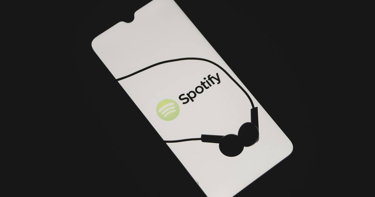 Spotify não pagará aos artistas por canções ouvidas menos de mil vezes: 60% de toda a música disponível