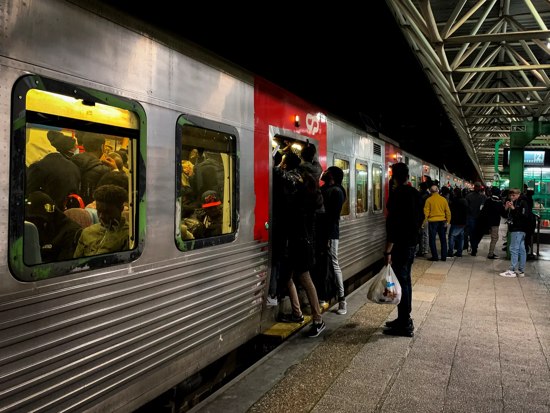 Greves na ferrovia começam esta terça-feira e duram até ao final de abril