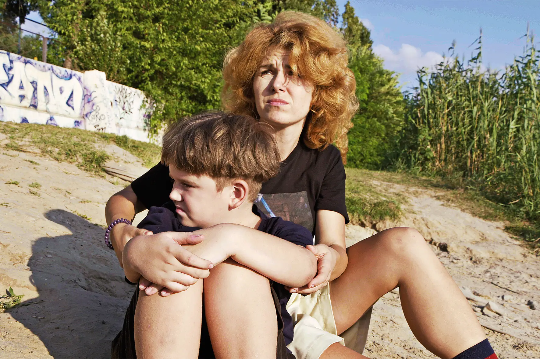 A apresentadora de televisão Alevtina Shvetsova, aqui com o filho Glib Shvetsov, é um dos rostos do documentário