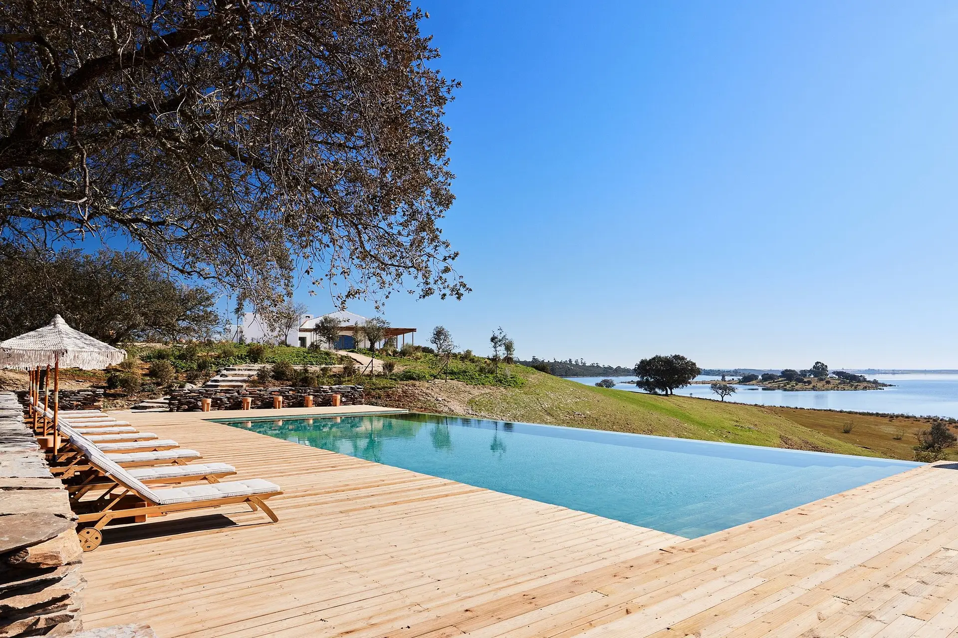 Casa Nossa - The Lake Farmhouse