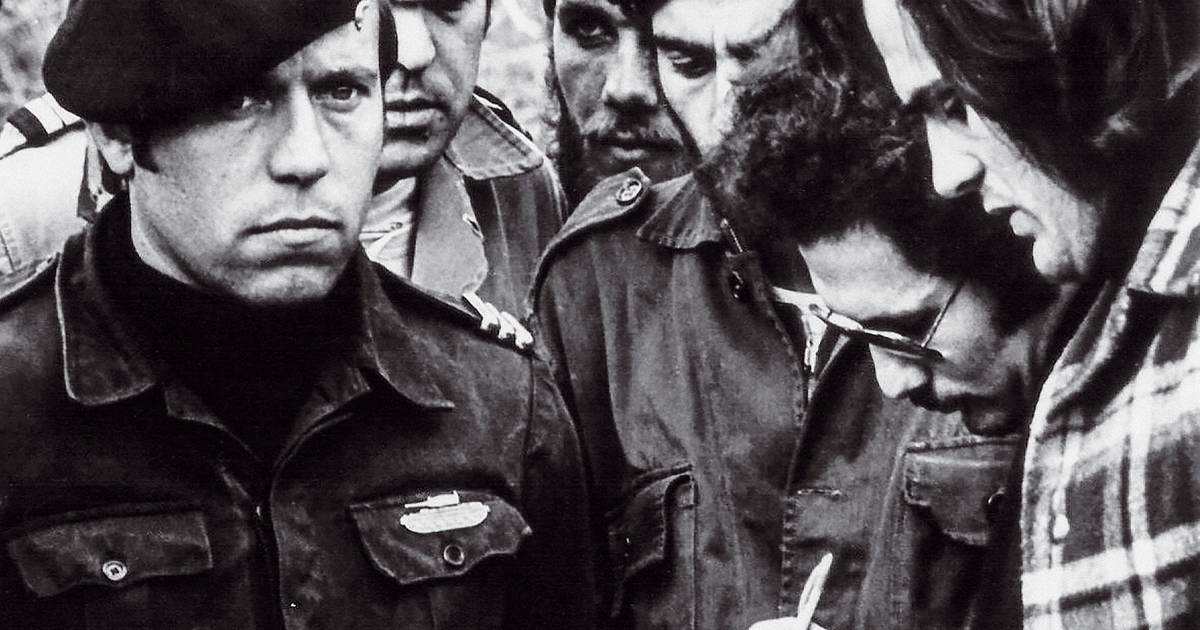 Inimigo Público em 1974: Procuradoria abre inquérito à leitura de “Grândola” na Renascença
