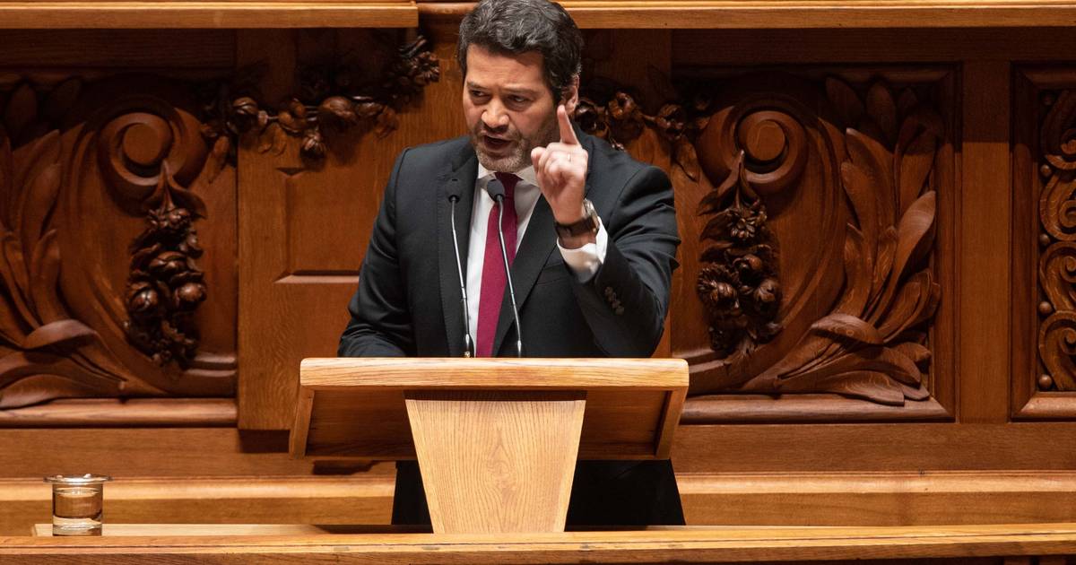 Ventura pede explicações ao Ministério Público e defende autarca de Albufeira: “Isto não é aceitável numa democracia”