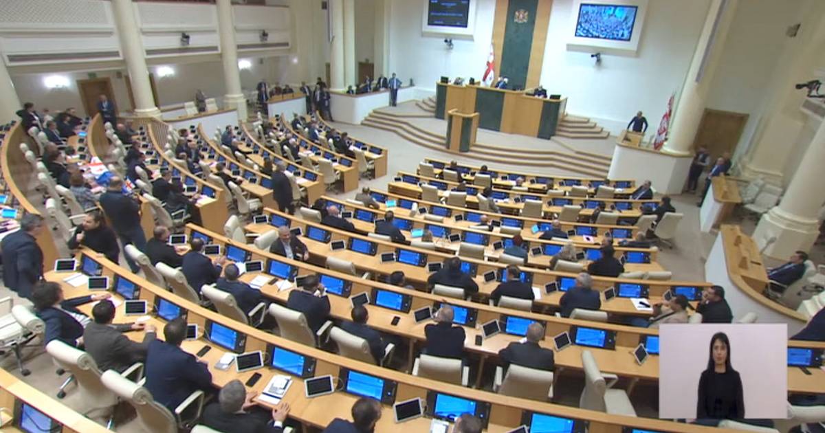 Parlamento da Geórgia chumba o projeto lei que provocou protestos em Tbilissi