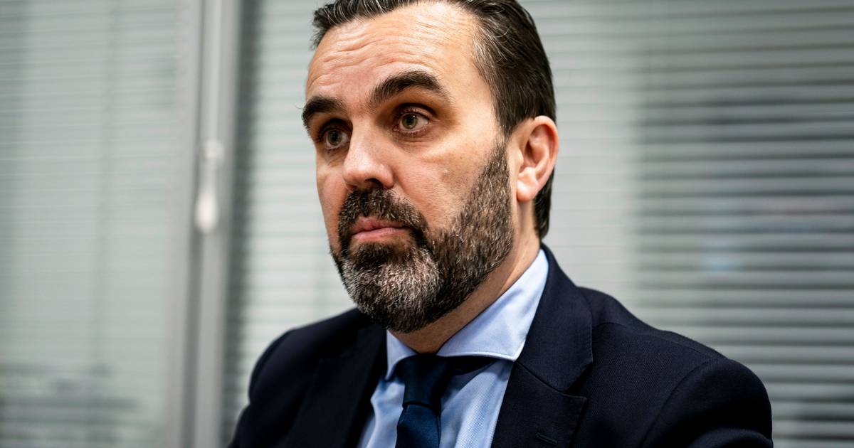 Médicos pedem adiamento do novo sistema de listas de espera: "Não há pior momento para começar