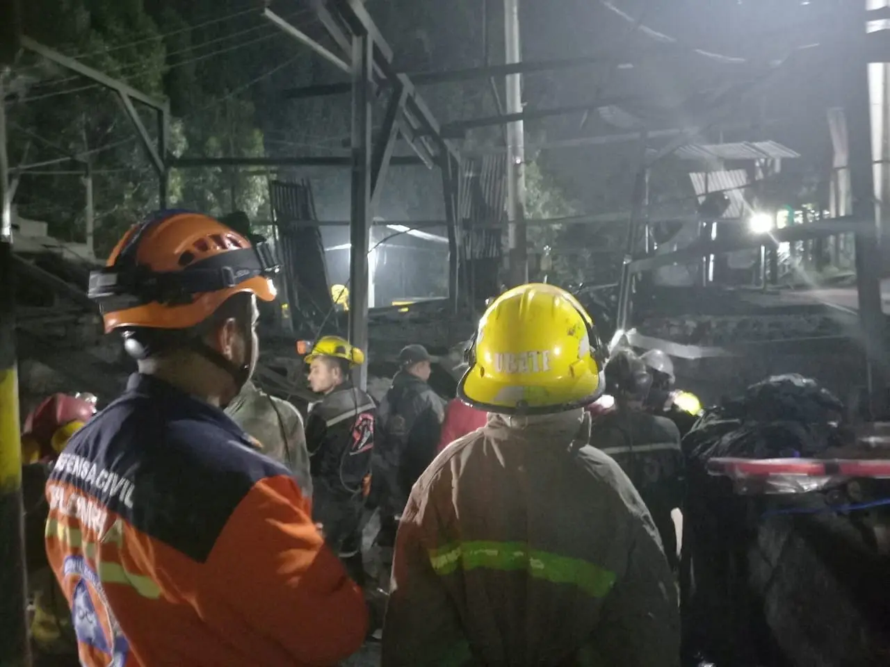 Número de mortos em explosão em mina de carvão na Colômbia sobe para 21