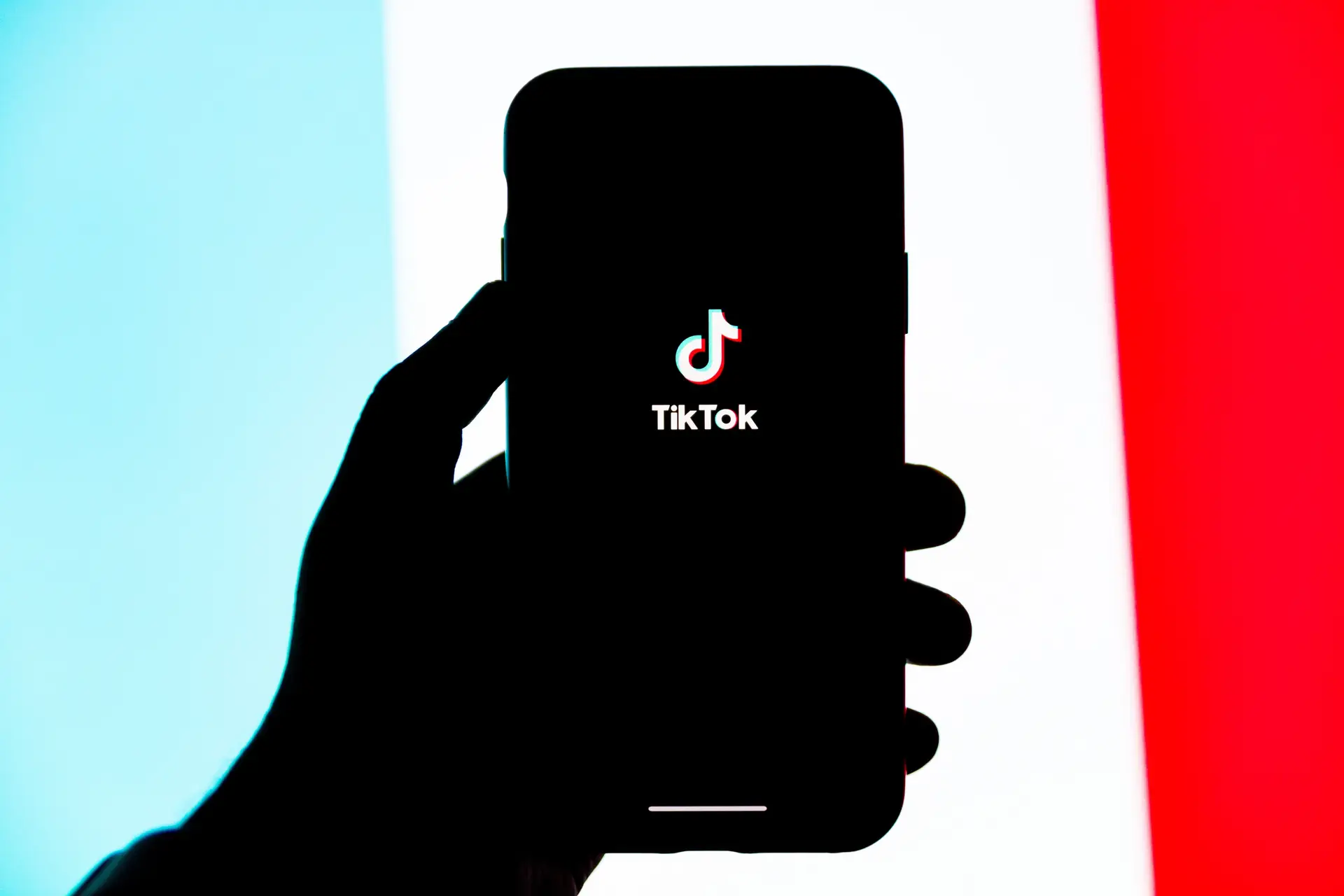 TikTok alerta para impacto económico de eventual proibição da aplicação nos EUA