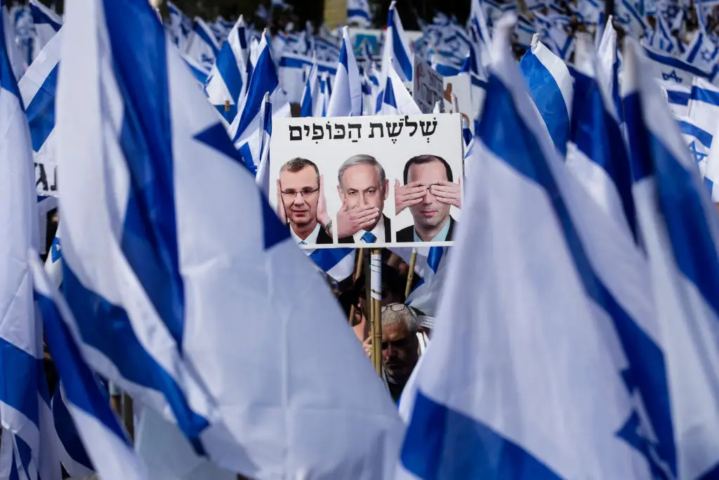 A reforma do sistema judicial colocou sob fogo o governo liderado por Benjamin Netanyahu