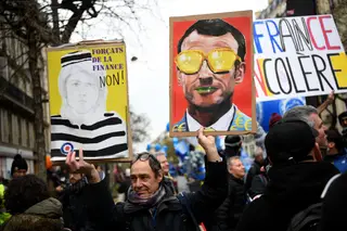 Manifestantes bloqueiam estação de comboios em Paris, Governo rejeita mediação para negociar com sindicatos