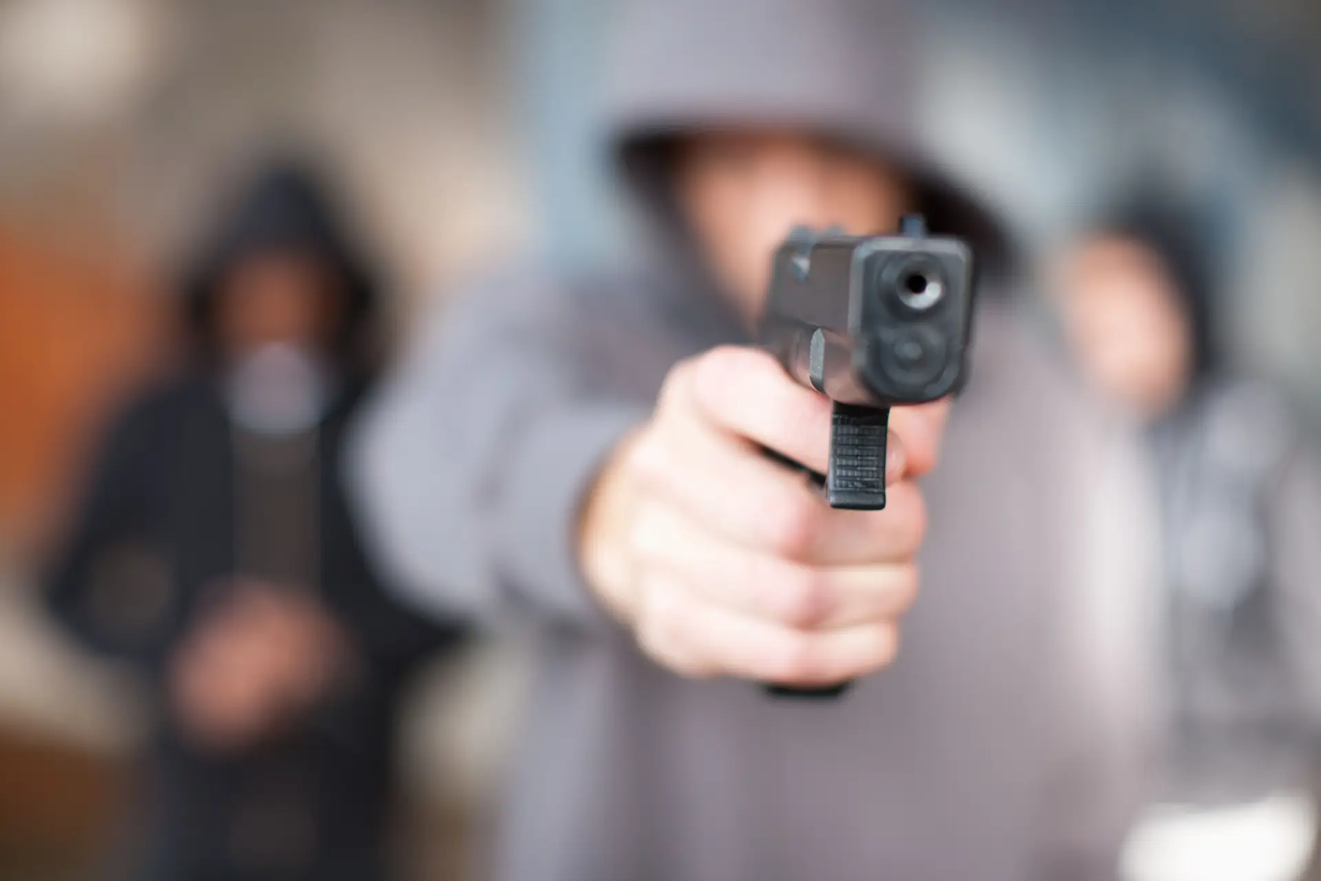 Crimes contra a integridade física e contra a vida: criminalidade juvenil subiu 50%, polícias apontam o dedo ao hip hop e ao drill