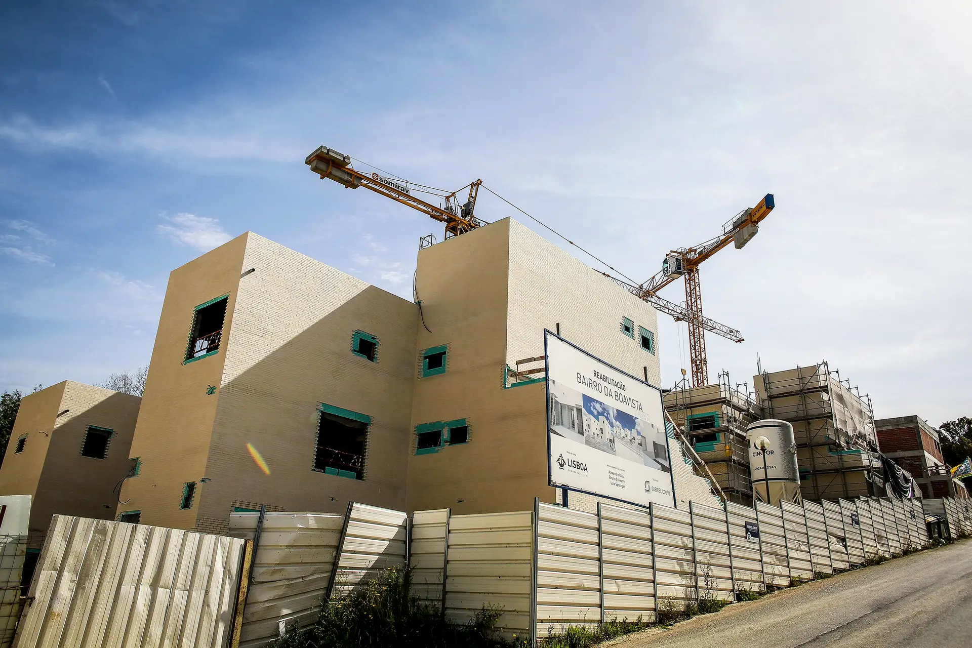 Empreitada de realojamento no Bairro da Boavista, obra promovida pela CML com recurso ao PRR