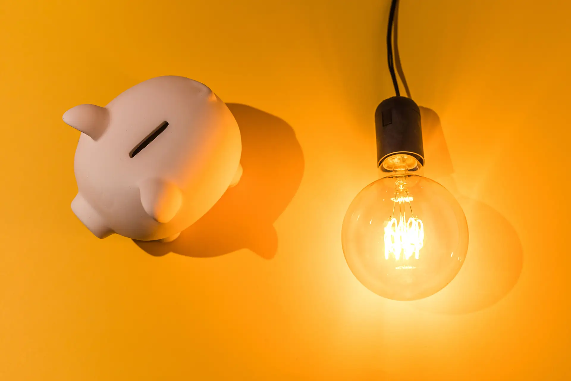 Mude de fornecedor de energia e poupe mais (muito mais) do que com o IVA zero nos alimentos