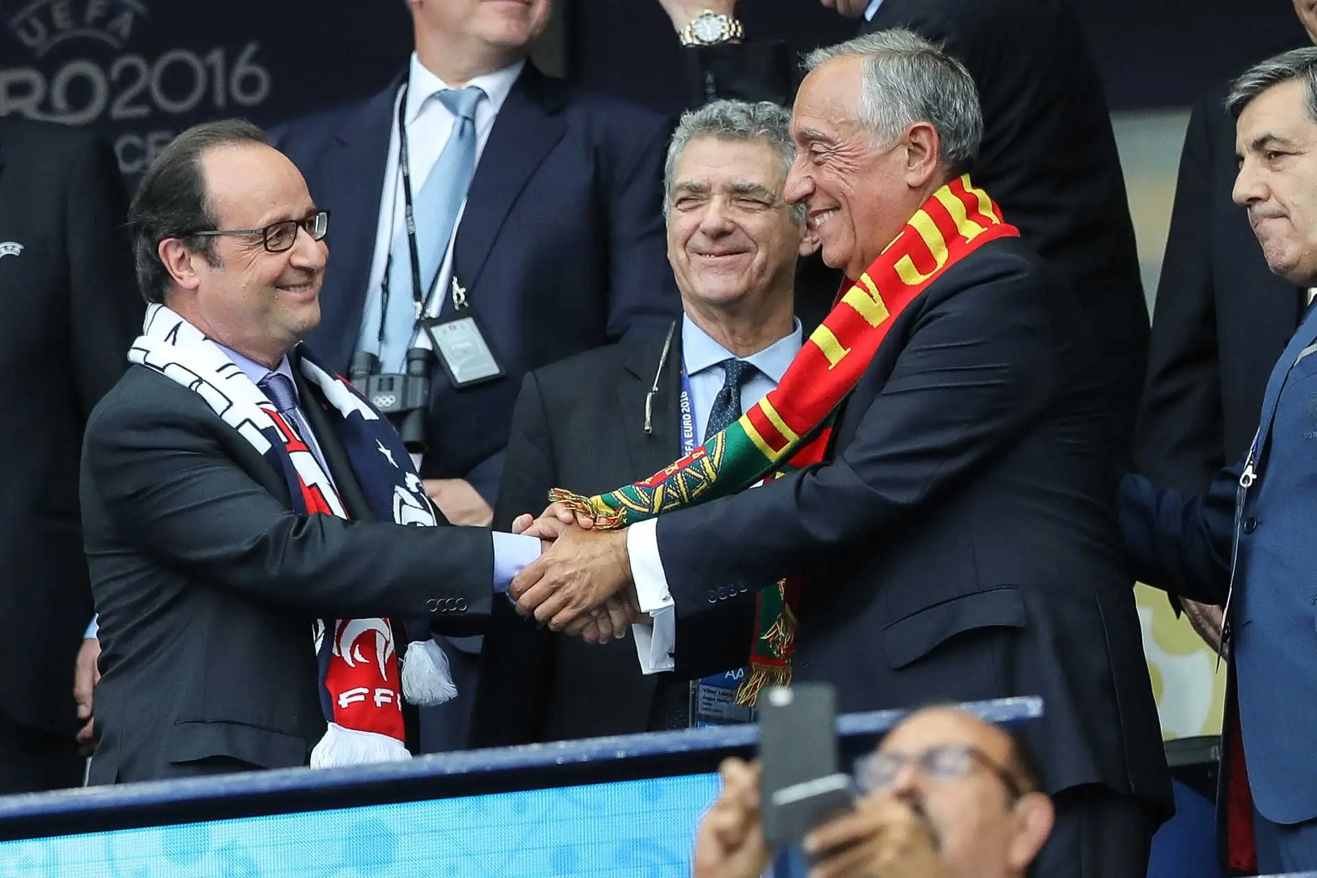 Marcelo pediu à TAP para o voo em que seguia fazer um desvio para