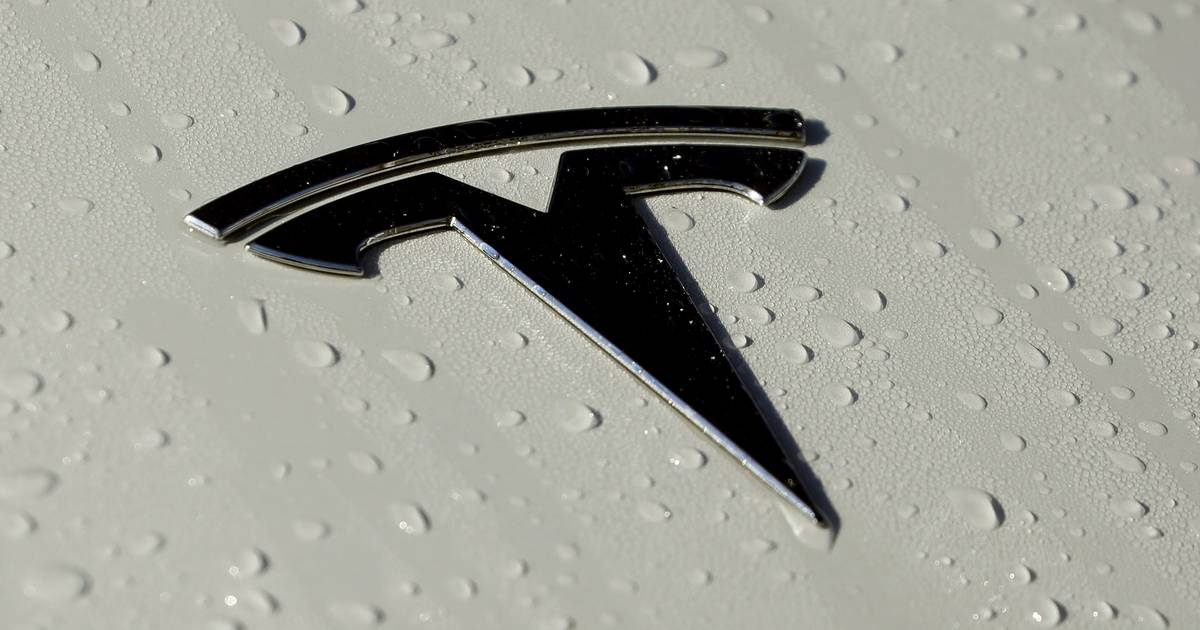 Lucro da Tesla cai 44% no terceiro trimestre