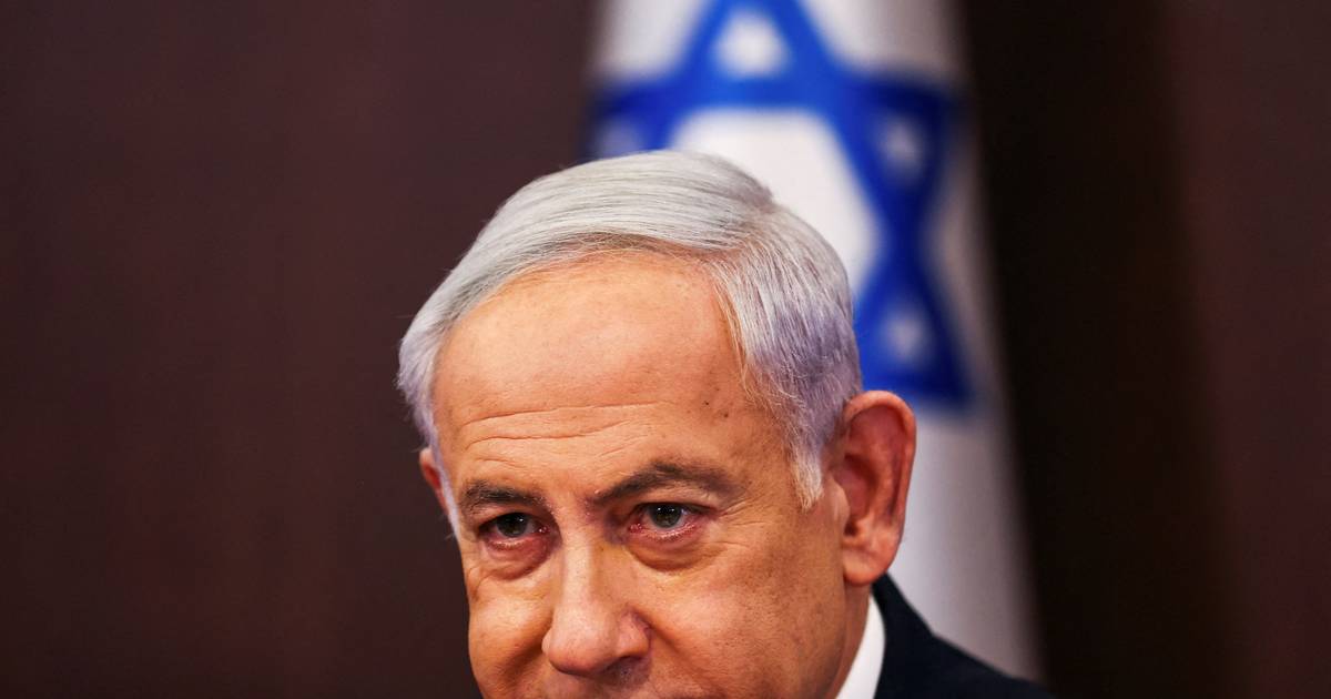 Netanyahu hospitalizado de emergência encontra-se em 