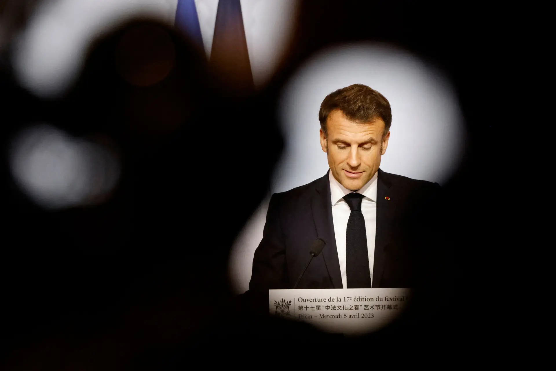 Macron quer que a Europa seja a terceira superpotência, a competir com EUA e China – mas pode acabar a “minar a unidade ocidental”