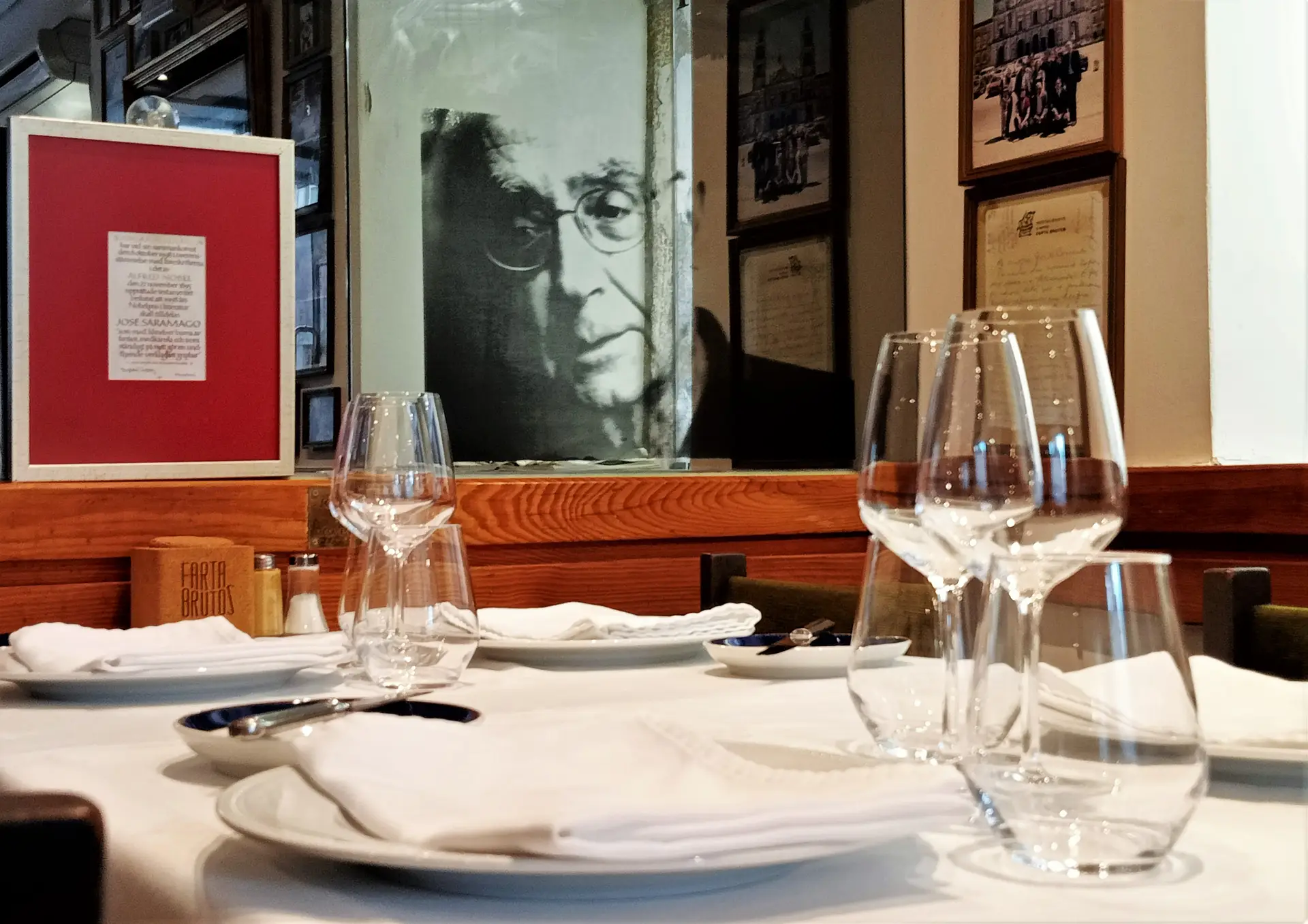 Mesa de Saramago