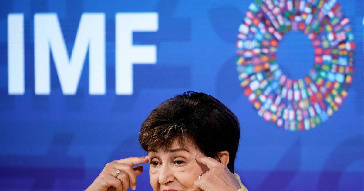 FMI aprova revisão do acordo com Ucrânia e desembolsa 835 milhões de euros