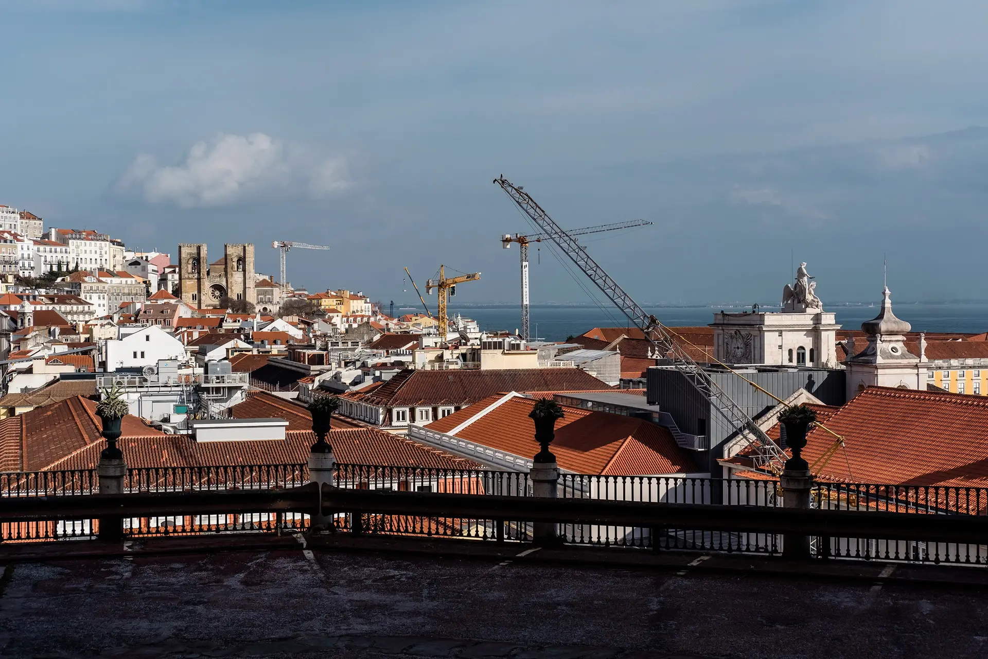 Os atrasos no licenciamento urbano agravam os custos de construção de casas novas