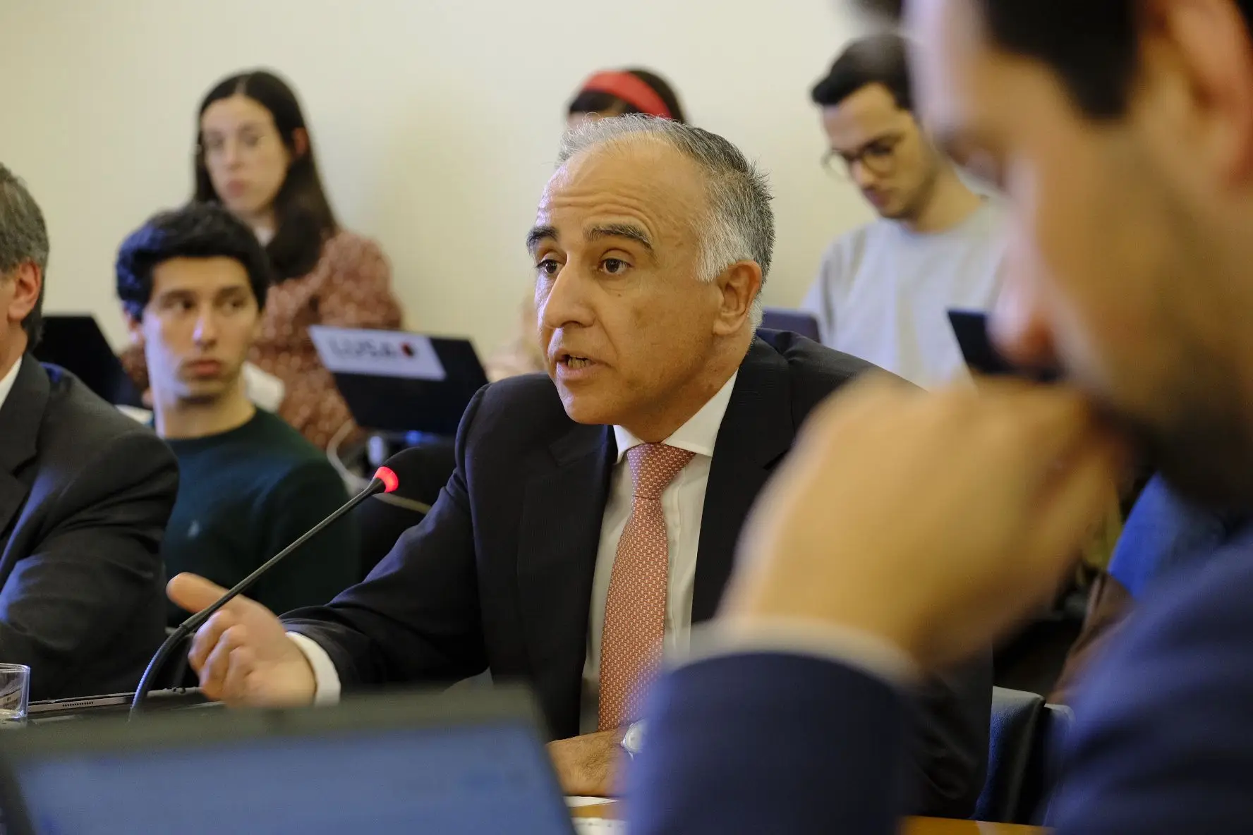 Presidente da CMVM emprestou dinheiro à TAP: está impedido de tomar decisões (ou de aplicar coimas) sobre a empresa