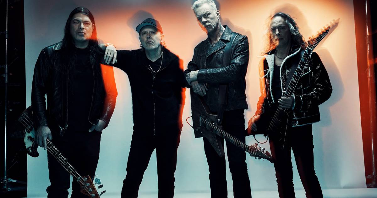 Os Metallica fizeram uma versão de ‘Sweet Caroline’, de Neil Diamond