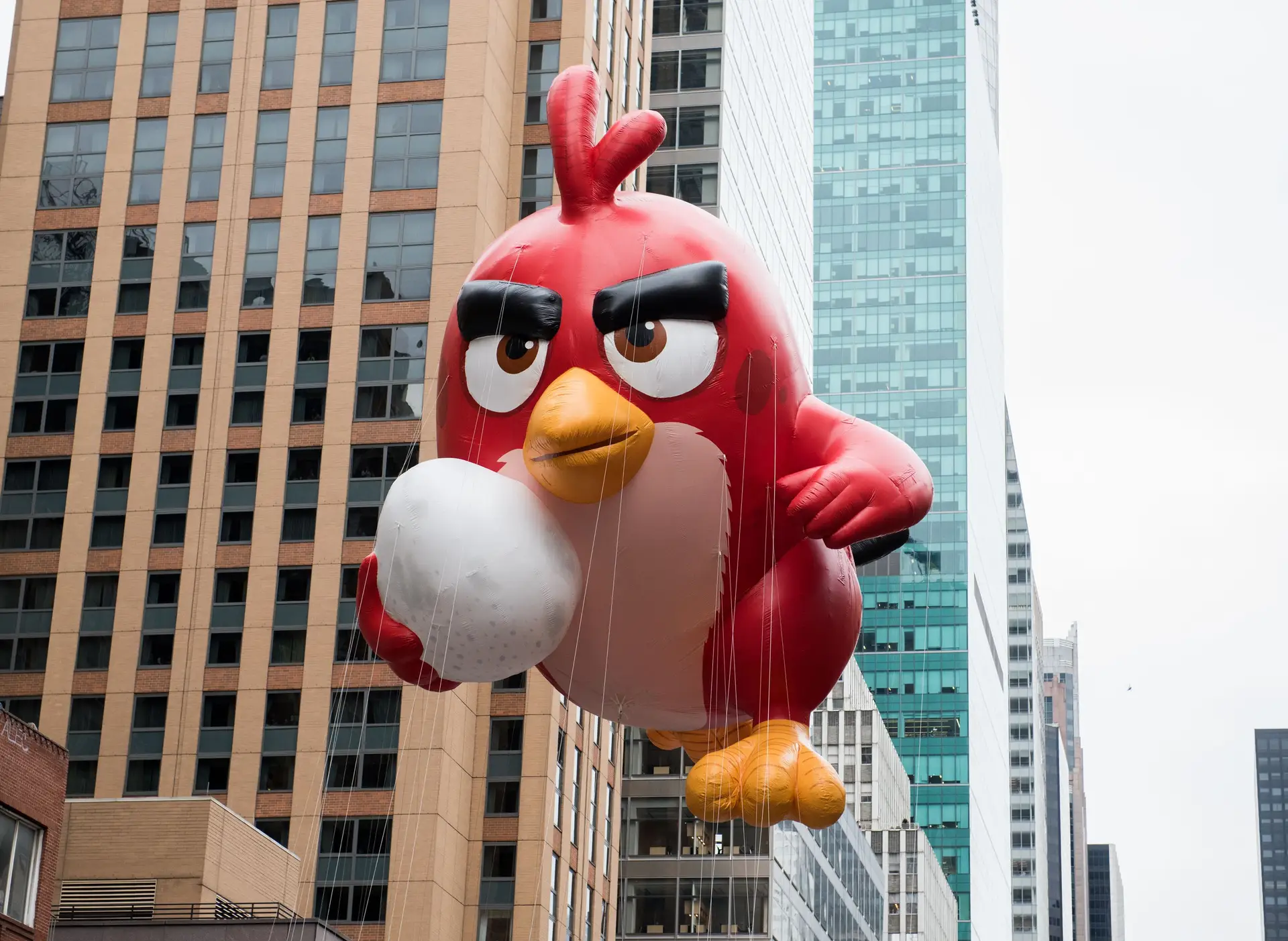 Sega compra dona do Angry Birds por 706 milhões de euros