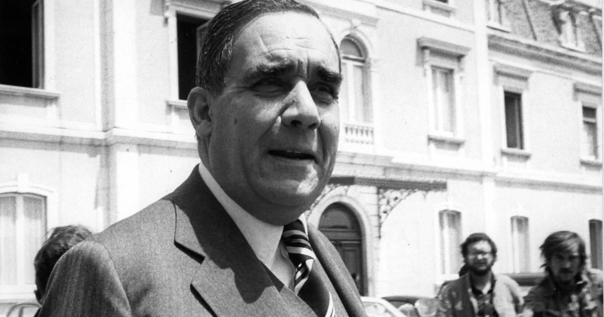 “Olhe, vão à bruxa”: Adelino da Palma Carlos, o primeiro-ministro do governo que marcou o início atribulado da democracia em Portugal
