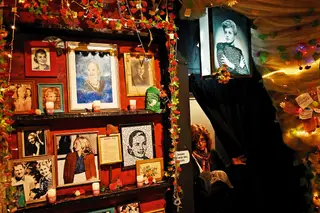 Livros: O mito e o martírio de Santa Evita Perón