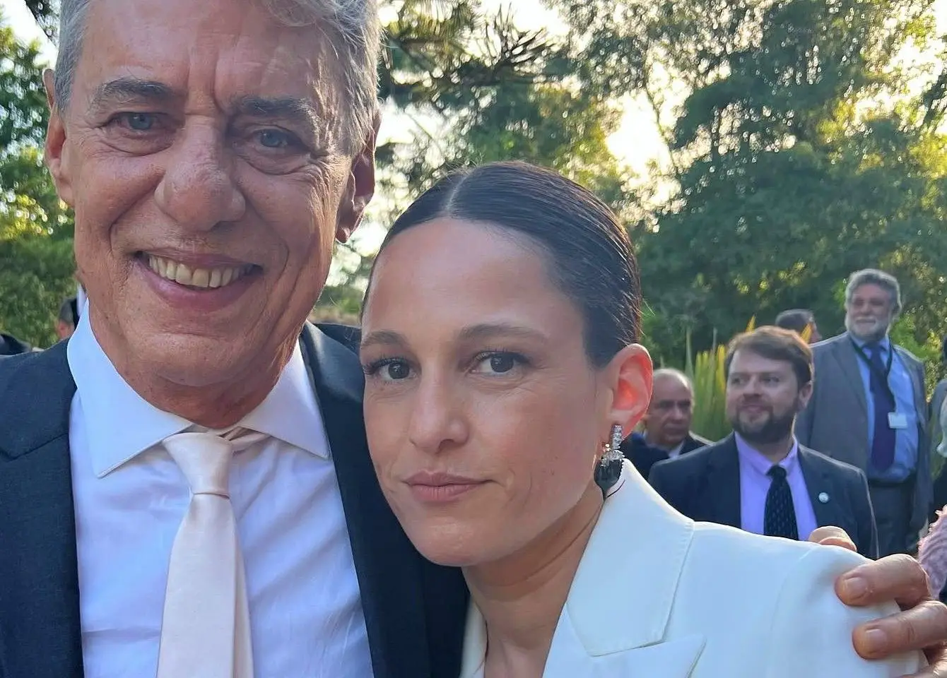Carminho esteve com Chico Buarque em Lisboa: “Que honra assistir a este momento”