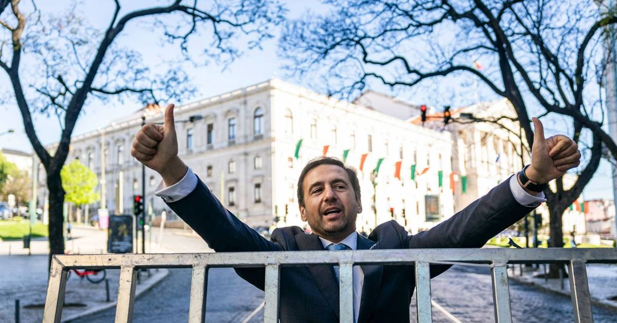 Deputado Pedro Frazão condenado a pagar multa de 4 mil euros por difamação a José Manuel Pureza, coordenador do BE