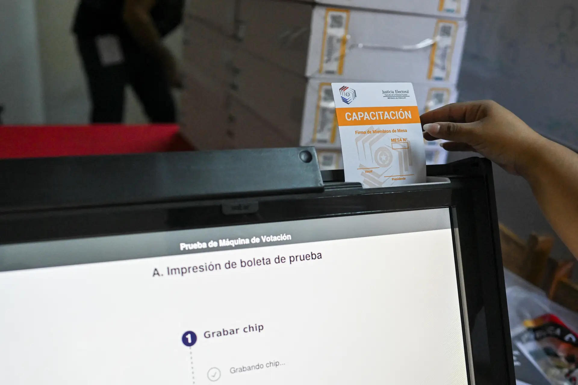 Teste às máquinas de voto no Tribunal Superior de Justiça Eleitoral, este domingo