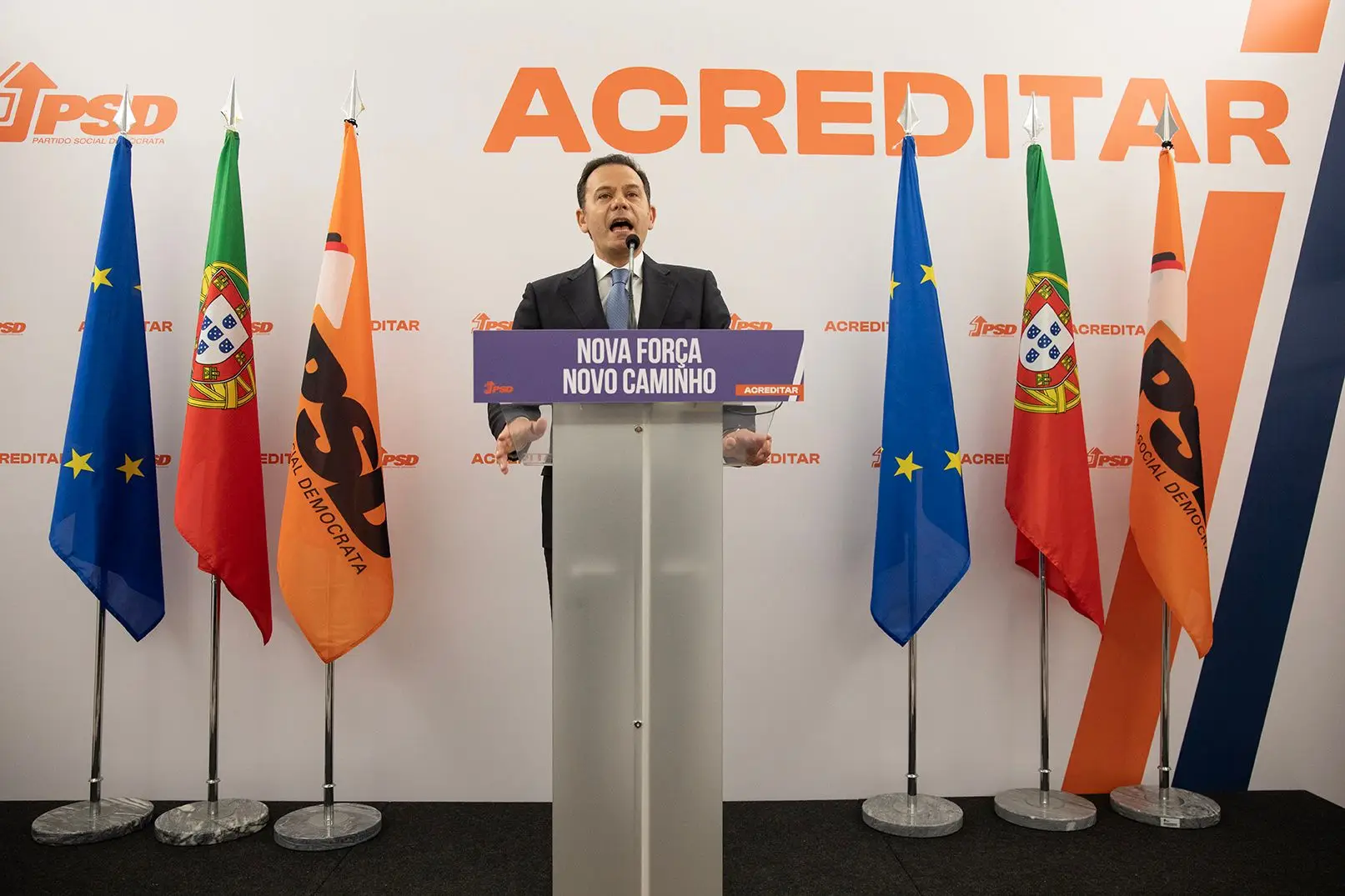 Sondagem Expresso-SIC: PSD e Montenegro não ganharam nada com a crise política