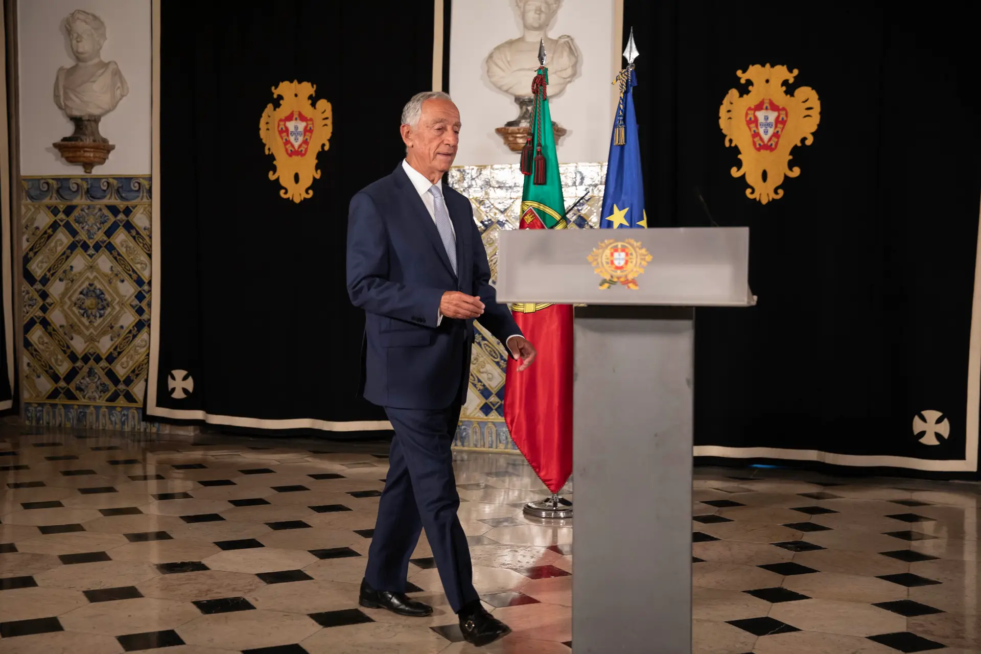 "Foi pena". Marcelo censura Costa e passa à vigilância reforçada