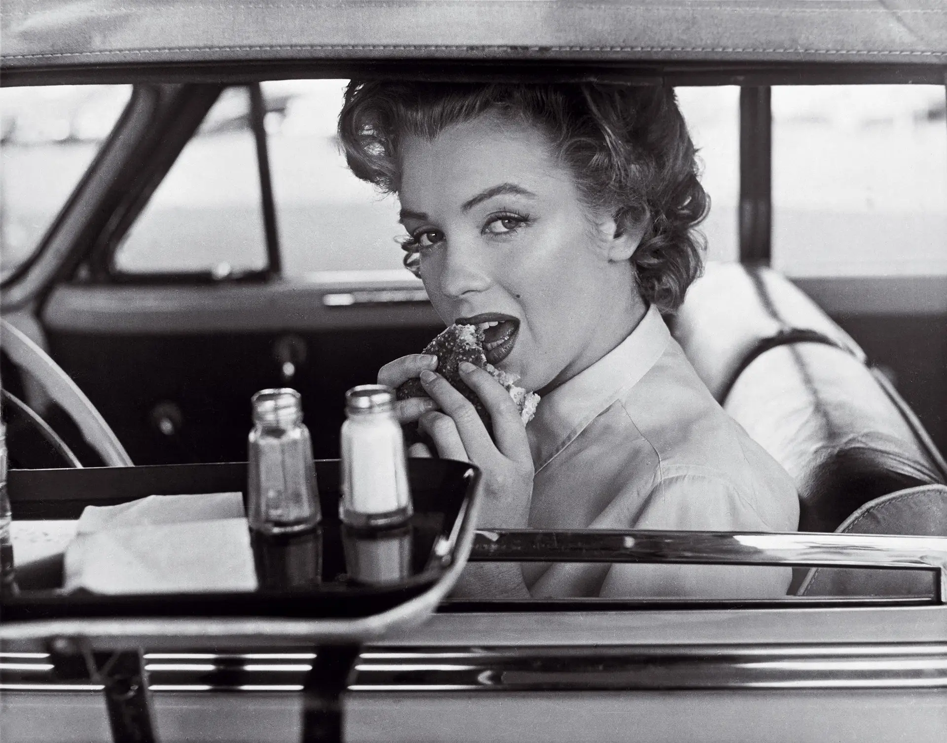 Como o hambúrguer de Marilyn Monroe ao volante se transformou numa lição de proximidade