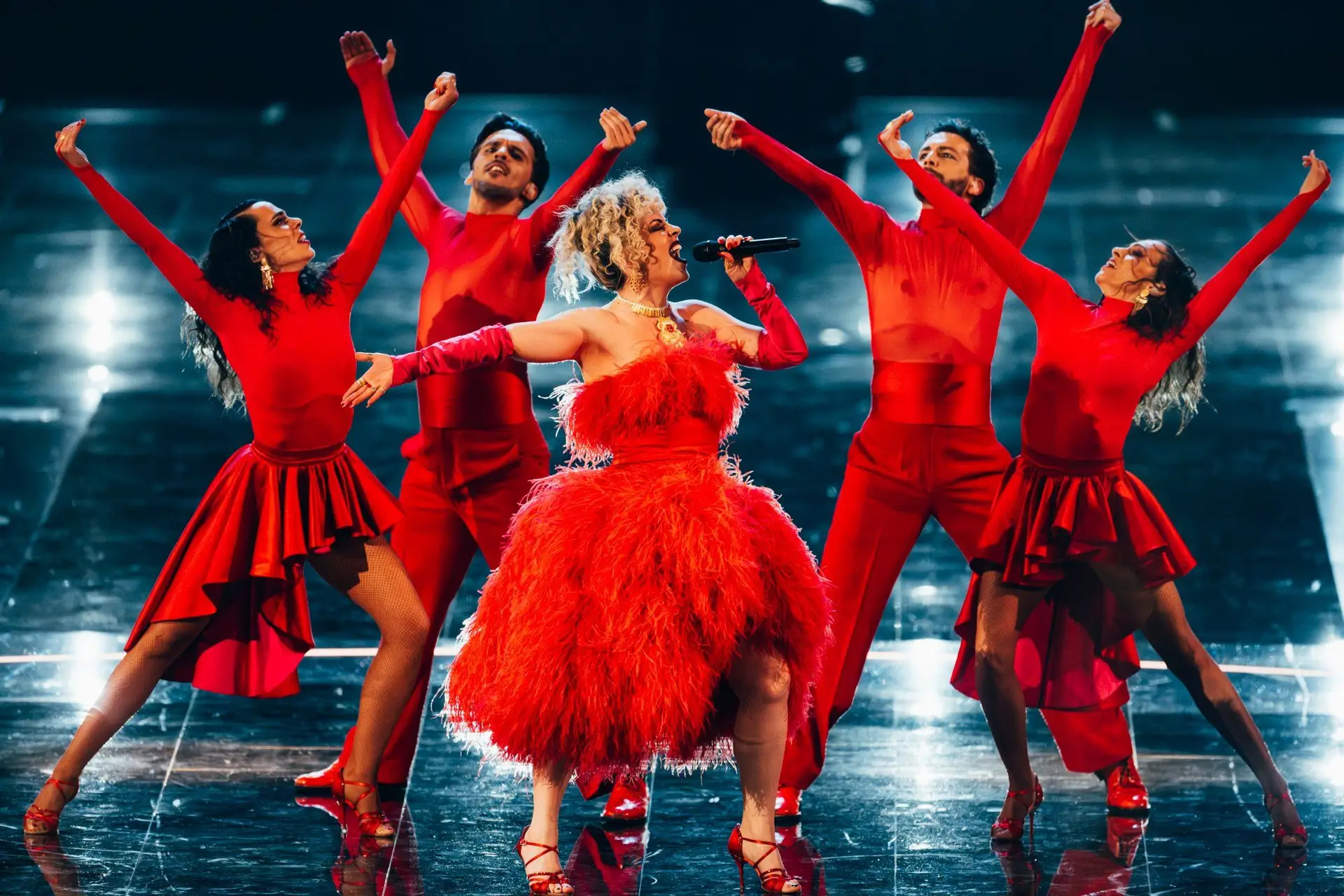 Festival da Eurovisão: a atuação de Mimicat com 'Ai Coração' na primeira  semifinal de Liverpool - Expresso