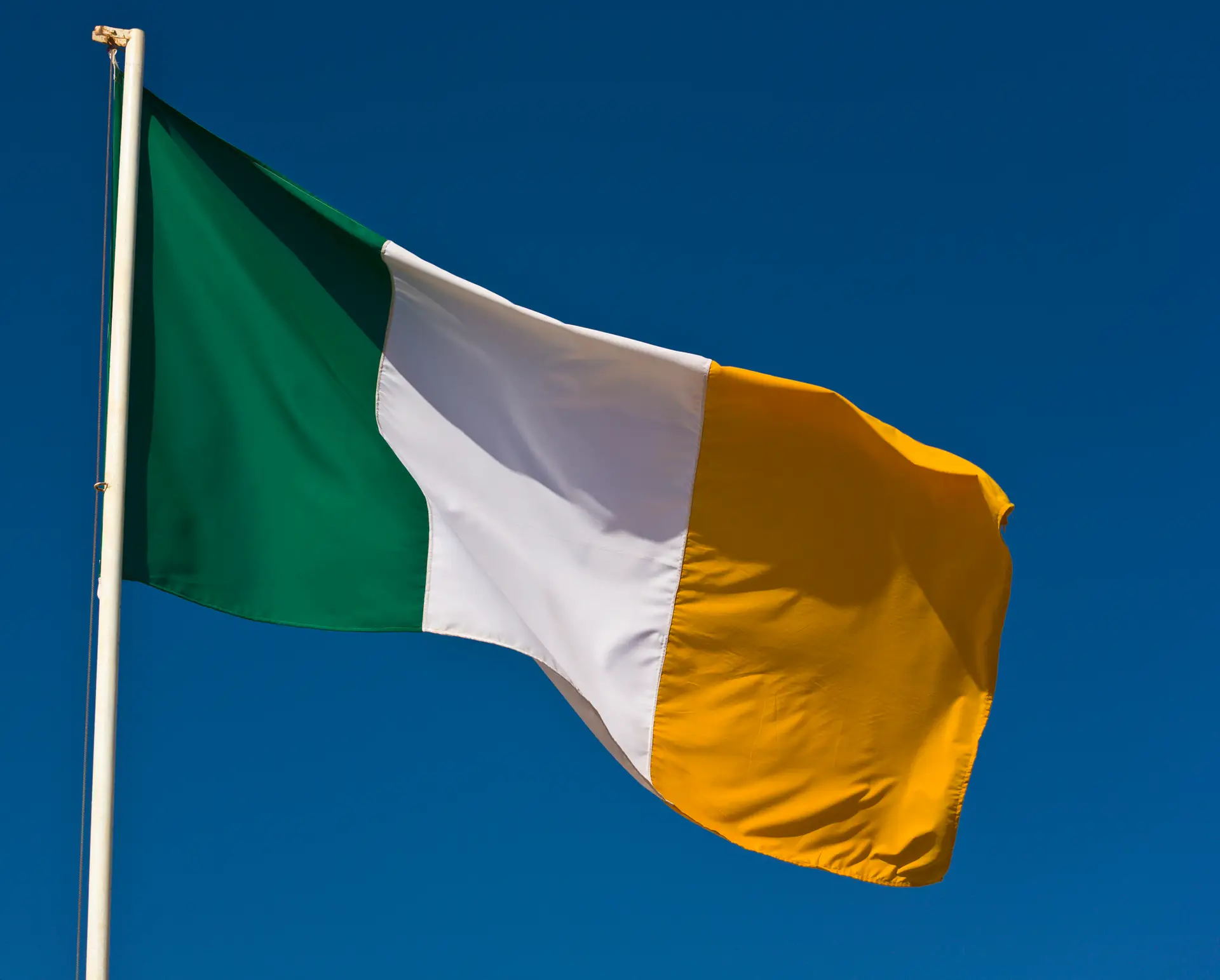 Governo irlandês quer canalizar excedente orçamental para um fundo soberano