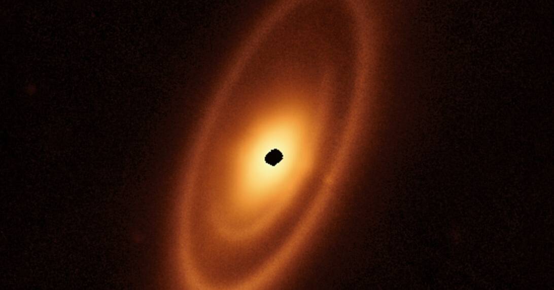James Webb observou cintura de asteróides noutra estrela e descobriu outros dois discos de detritos