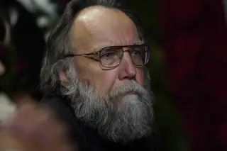 A visão antiocidental de Dugin: “O liberalismo é absolutamente totalitário. Fascismo e comunismo estão inseridos na lógica do liberalismo”