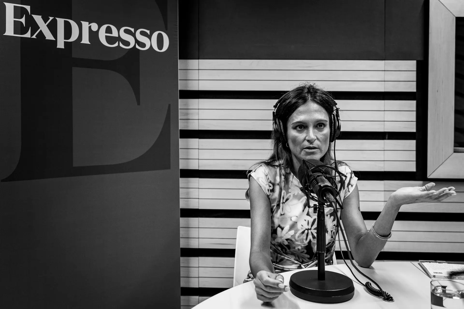 "João Galamba parecia um helicóptero a espalhar problemas", lamenta Isabel Moreira