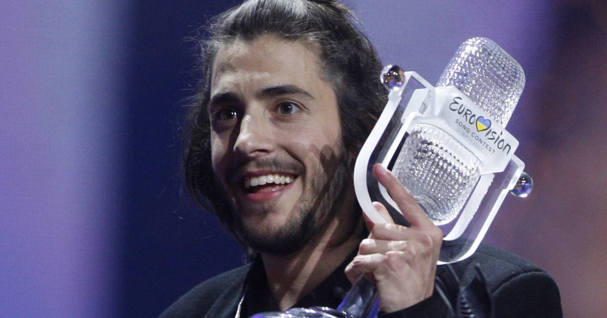 Salvador Sobral bate Céline Dion e Måneskin em top dos melhores vencedores da Eurovisão: “Um momento de calma no meio do caos cintilante”