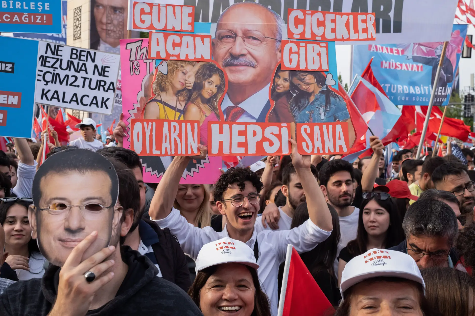 Comício de apoio ao candidato da oposição à Presidência da Turquia, Kemal Kilicdaroglu 