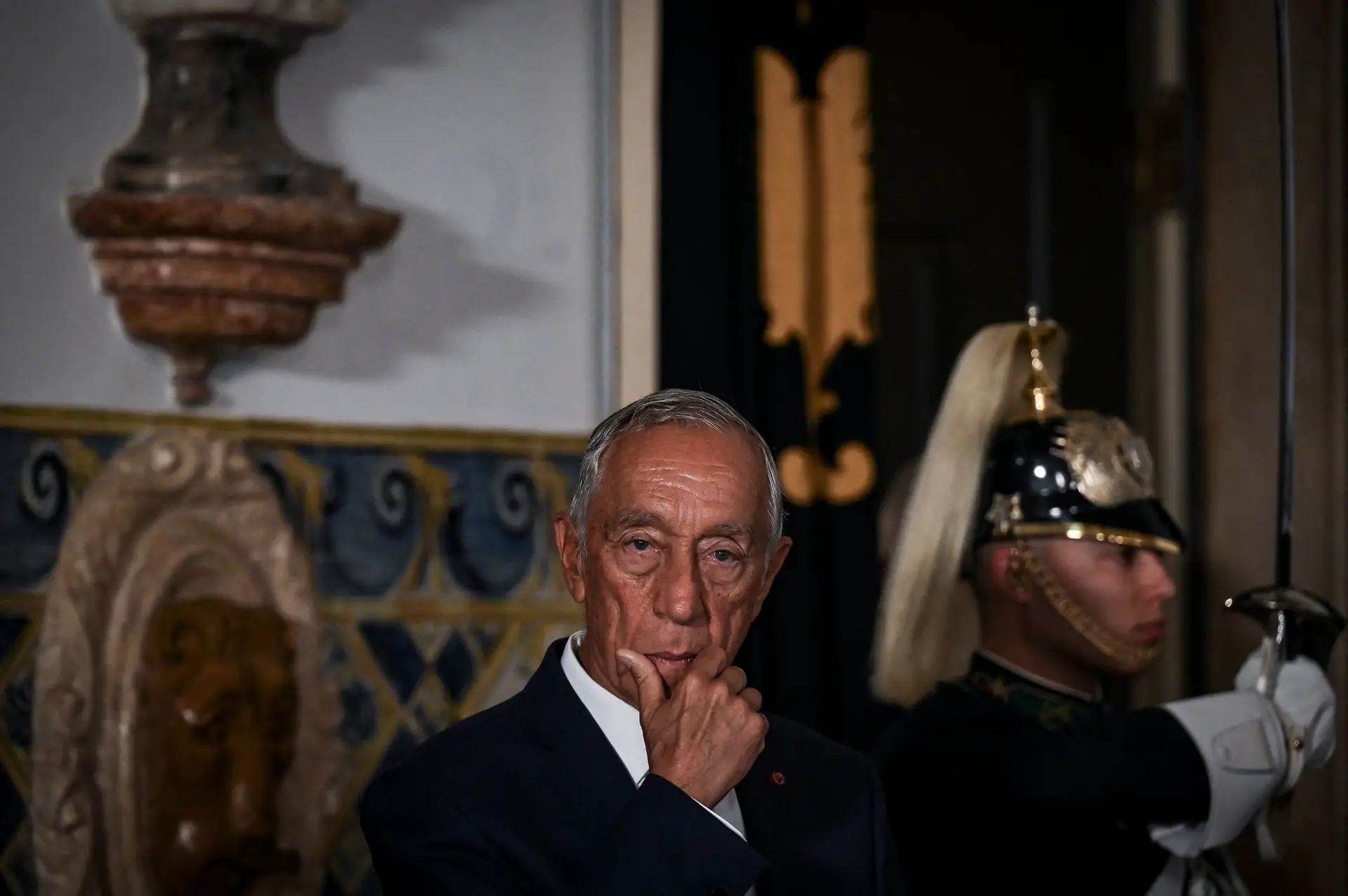 O diploma que extingue oficialmente o SEF já está nas mãos de Marcelo Rebelo de Sousa