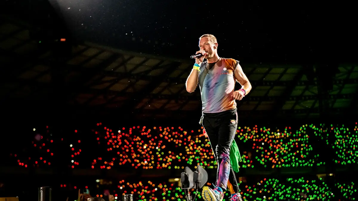 Will Champion, dos Coldplay, desenhou um pastel de nata na bateria: “É  maravilhoso estar de volta a Portugal” - Expresso