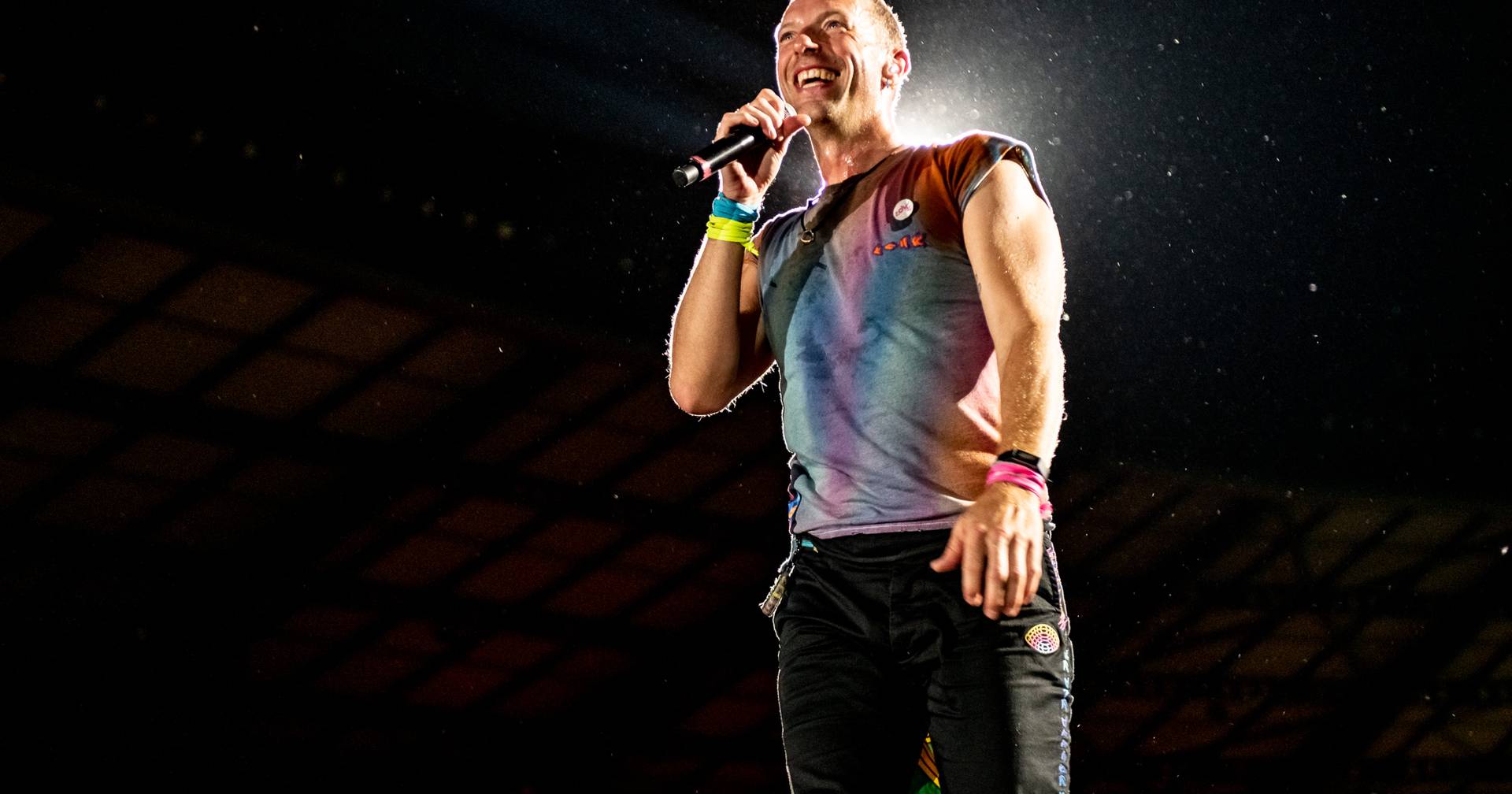 Os Coldplay continuam a marcar concertos para a Europa em 2024 já são