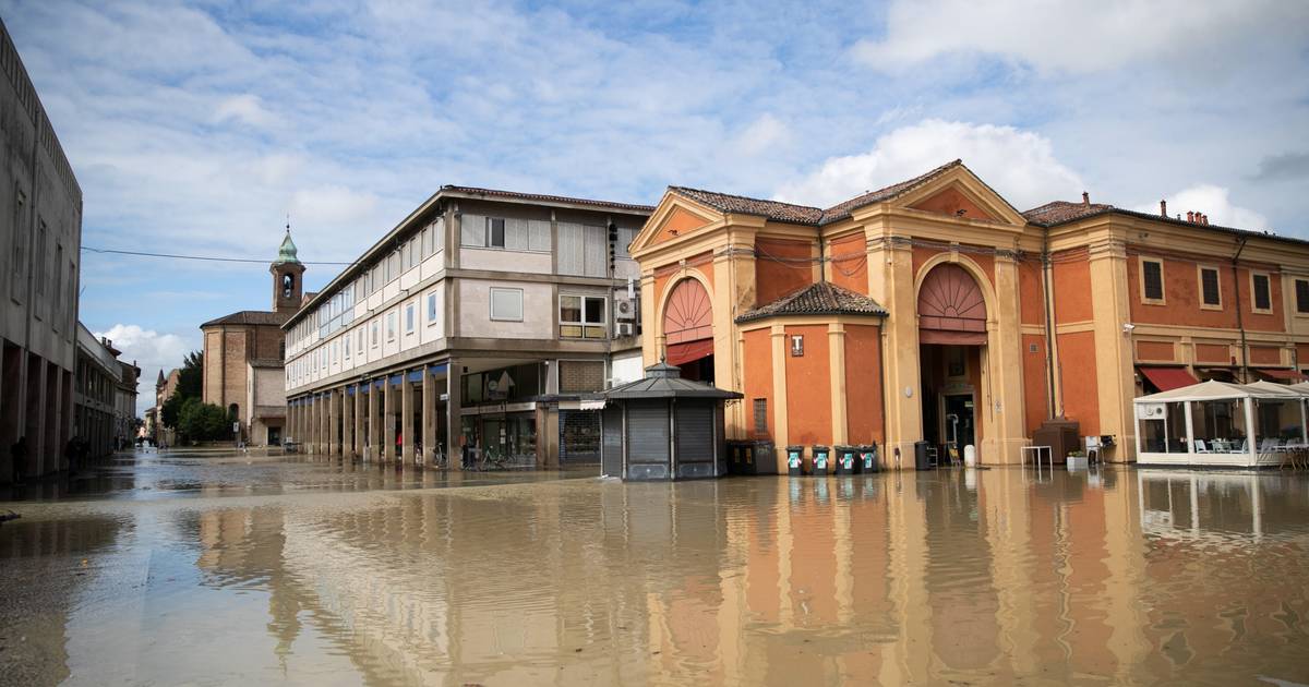 Inundações em Itália fizeram pelo menos 14 vítimas