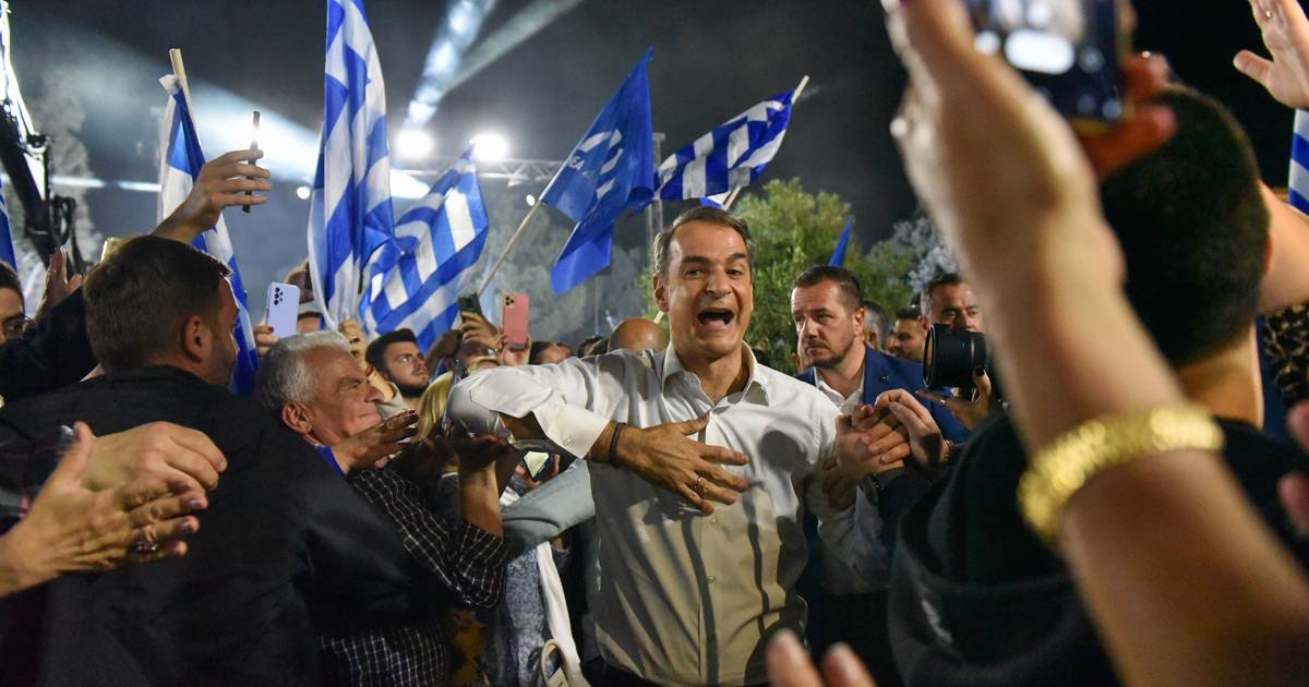 Primeiro-ministro grego reivindica vitória nas legislativas e admite voltar às urnas