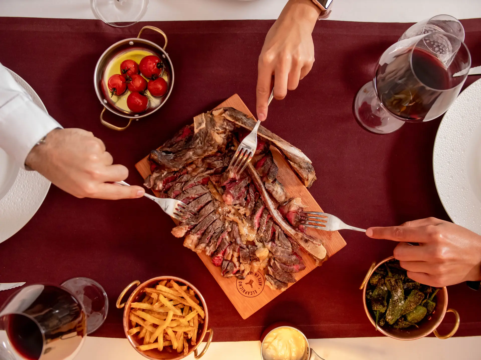 Jantar especial em Gaia leva à mesa as “melhores carnes do mundo”