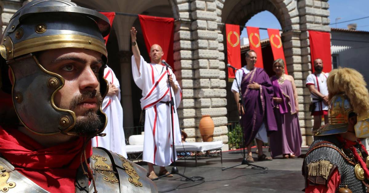 Com lutas de gladiadores, recriações e acepipes, festival transforma Beja na Pax Julia do período romano